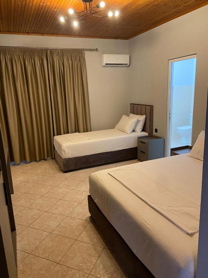 "Hotel Lili" Sarande Ngoại thất bức ảnh