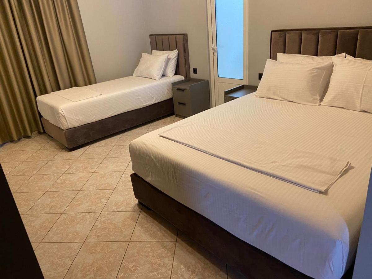 "Hotel Lili" Sarande Ngoại thất bức ảnh